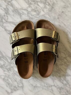 Birkenstock Arizona Icy Metallic Stone Gold - lightly used and so much fun!